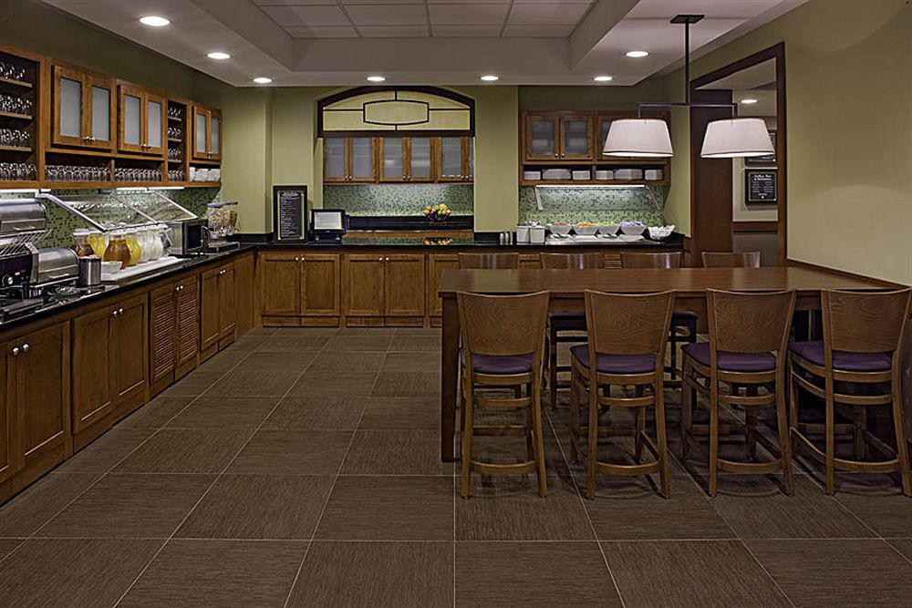 Hyatt Place Chicago - Lombard/Oak Brook Restaurant photo