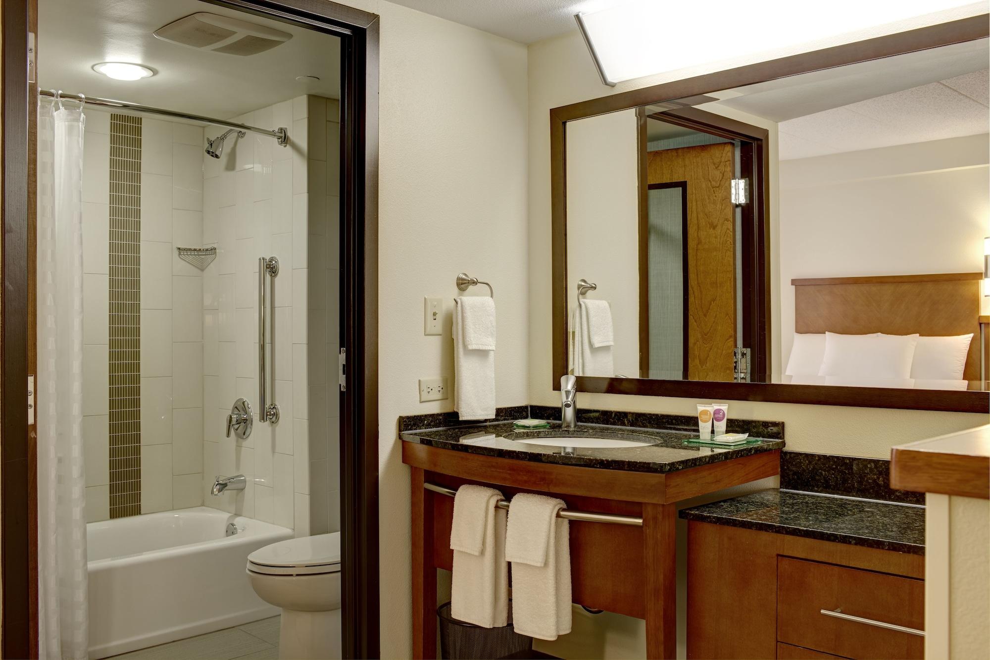 Hyatt Place Chicago - Lombard/Oak Brook Exterior photo
