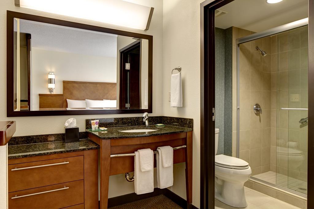 Hyatt Place Chicago - Lombard/Oak Brook Room photo