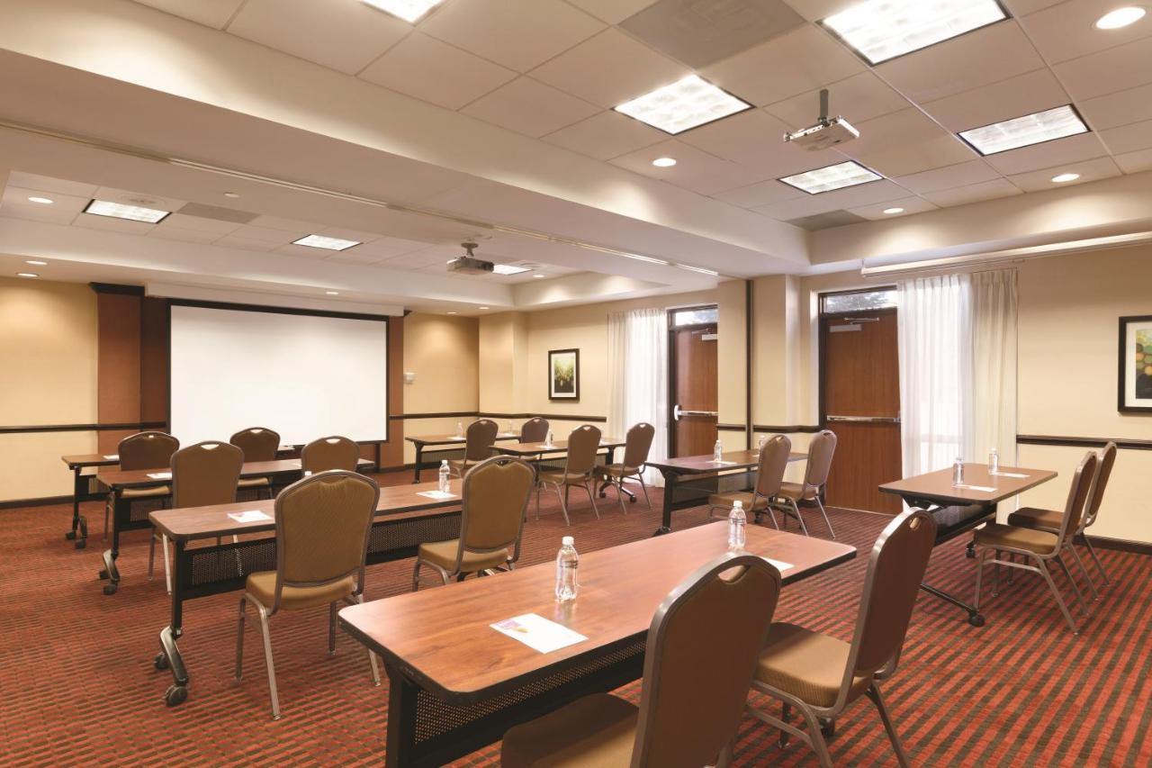 Hyatt Place Chicago - Lombard/Oak Brook Exterior photo